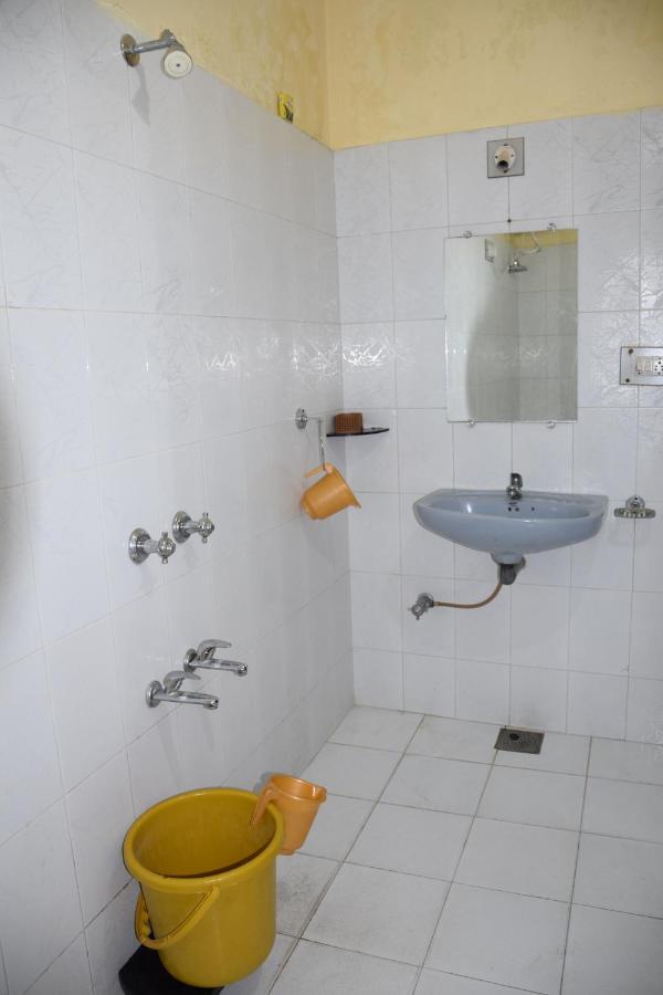 Hotel Deep Valley Mount Abu Esterno foto