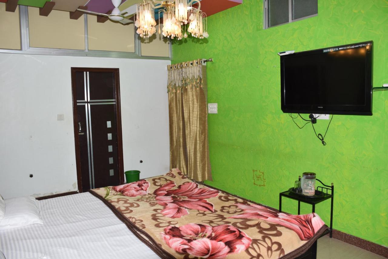 Hotel Deep Valley Mount Abu Esterno foto