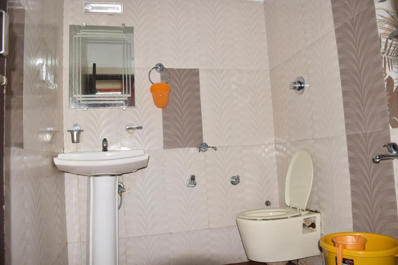Hotel Deep Valley Mount Abu Esterno foto