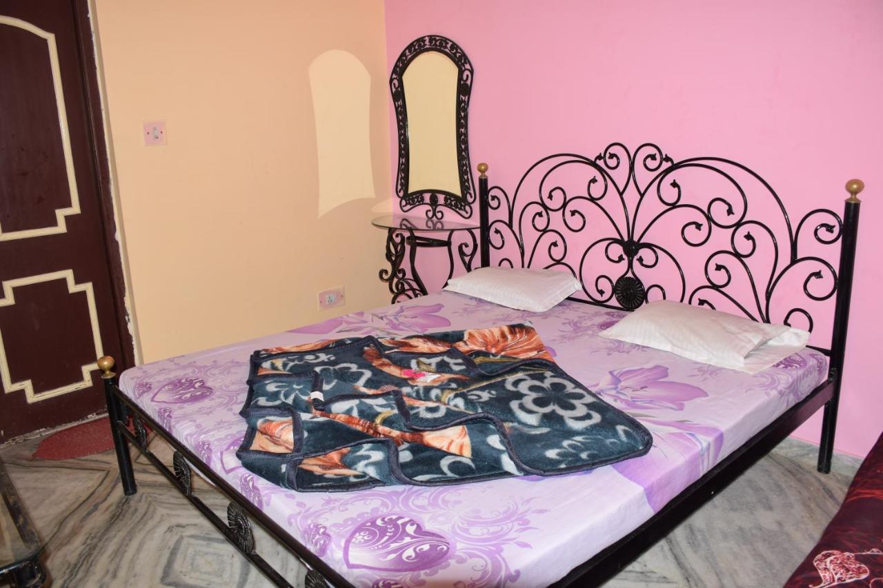Hotel Deep Valley Mount Abu Esterno foto