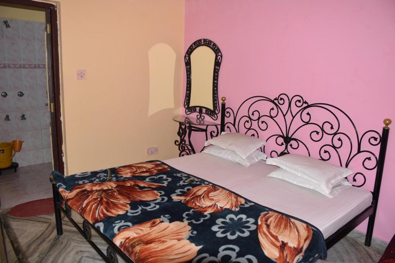 Hotel Deep Valley Mount Abu Esterno foto