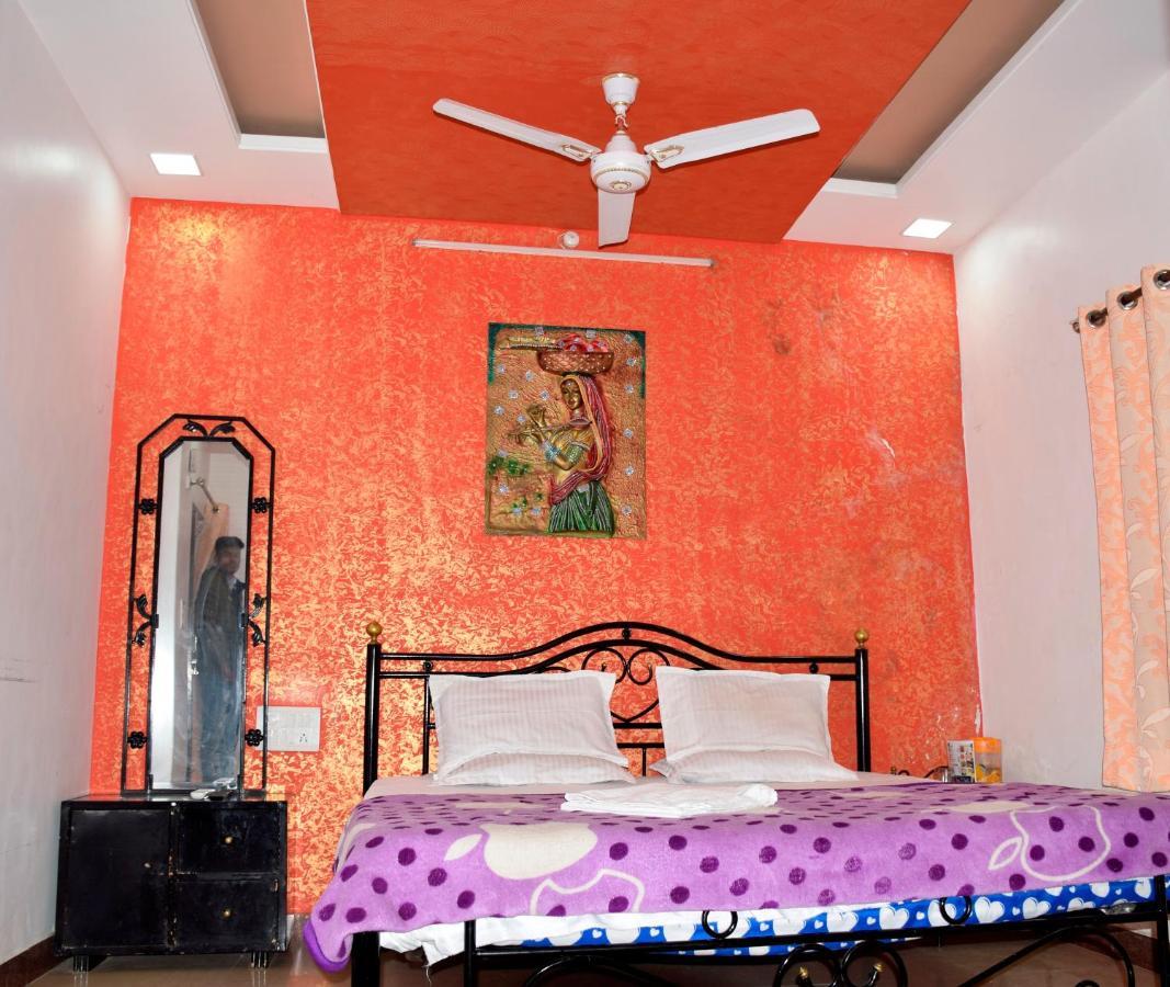 Hotel Deep Valley Mount Abu Esterno foto