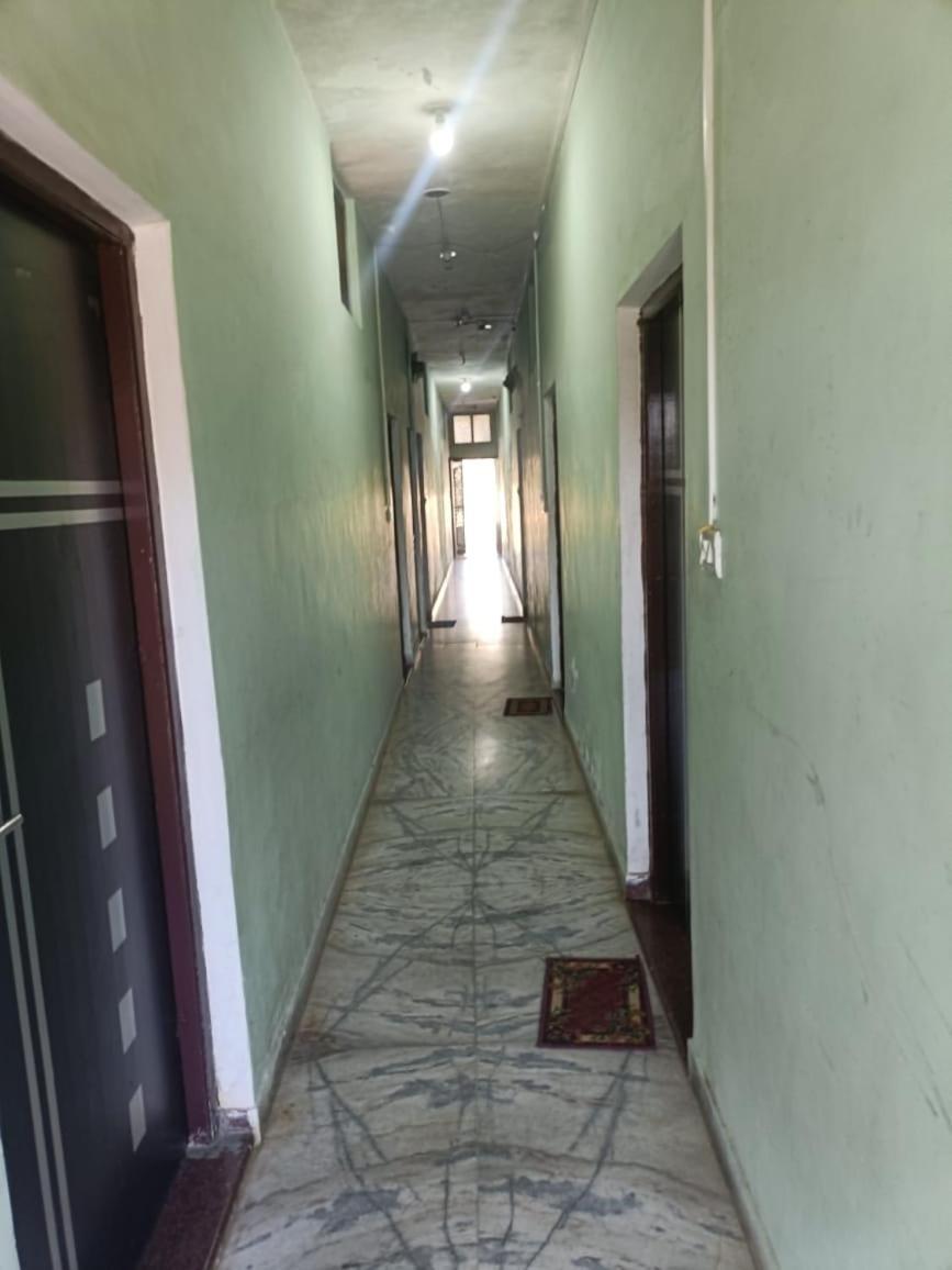 Hotel Deep Valley Mount Abu Esterno foto